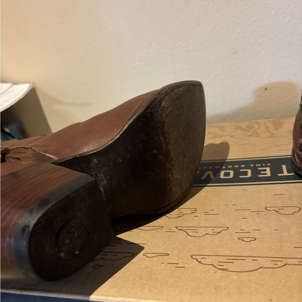 Tecovas Chestnut Leather Ankle Booties - Picture 8 of 13